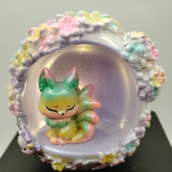 Jiuwei Fox Xiaodeng In The Flower Edition *Lights Up Is Absolutely Gorgeous* - Picture 7 of 8